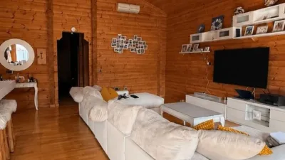 Chalet on Guadacorte Street photo 3