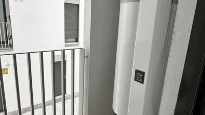 Piso en alquiler en Calle Bali, Bellavista (Distrito Bellavista-La Palmera. Sevilla Capital) de 1.150 €<span>/mes</span>