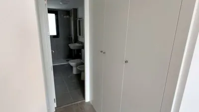 Piso en alquiler en Calle Bali, Bellavista (Distrito Bellavista-La Palmera. Sevilla Capital) de 1.150 €<span>/mes</span>