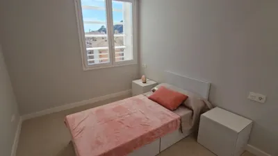 Apartment on Doctor Huarte San Juan Street photo 13