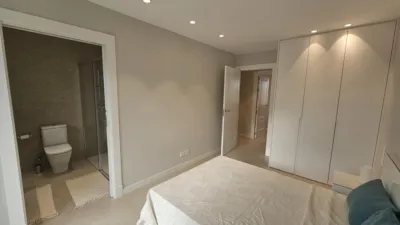 Apartment on Doctor Huarte San Juan Street photo 26