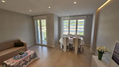 Apartment on Doctor Huarte San Juan Street photo 2