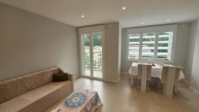 Apartment on Doctor Huarte San Juan Street photo 38