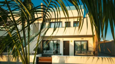 Casa en venta en Carrer de Cristóbal Colón, Núcleo (Pilar de la Horadada) de 334.900 €