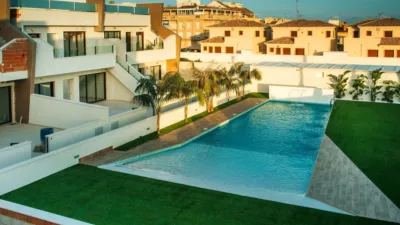 Casa en venta en Carrer de Cristóbal Colón, Núcleo (Pilar de la Horadada) de 334.900 €