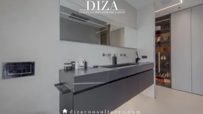 Penthouse on Calle del Duque de Sesto photo 32