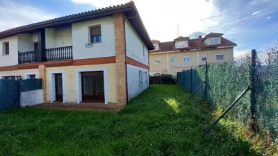 Terraced house in Barrio de Helguera photo 3