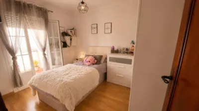 House in the Centre photo 12