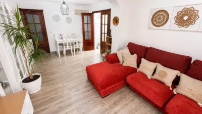 House in the Centre photo 3