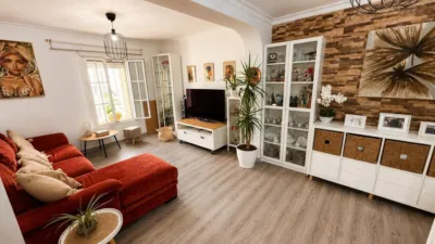 House in the Centre photo 4