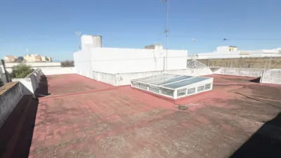 Casa en venta en Huerta del Rosario, La Banda-Campo de Fútbol (Chiclana de la Frontera) de 230.000 €
