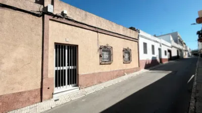 Casa en venta en Huerta del Rosario, La Banda-Campo de Fútbol (Chiclana de la Frontera) de 230.000 €