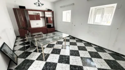 Casa en venta en Huerta del Rosario, La Banda-Campo de Fútbol (Chiclana de la Frontera) de 230.000 €