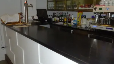 Local comercial en alquiler en Negreira - Más