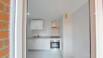 Flat in Parla photo 17