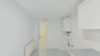 Flat in Parla photo 21