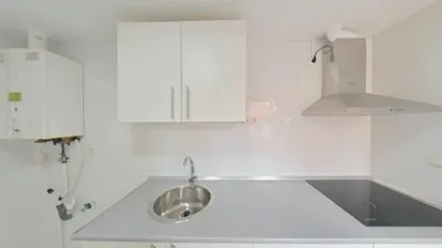 Flat in Parla photo 22