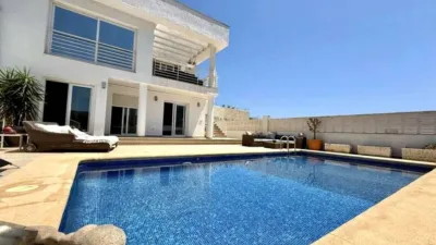 Semi-detached villa in Urbanización Casanova I photo 29