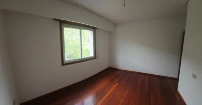 Chalet en venta en Calle Al Outeiro (O) (Velle), Número 2, Seixalbo-Monte-Ceboliño-Velle (Ourense Capital) de 285.000 €