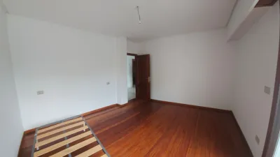 Chalet en venta en Calle Al Outeiro (O) (Velle), Número 2, Seixalbo-Monte-Ceboliño-Velle (Ourense Capital) de 285.000 €