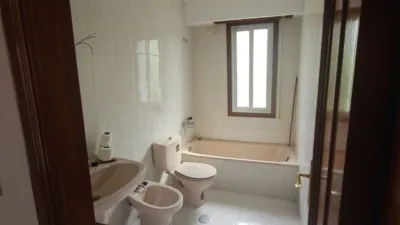Chalet en venta en Calle Al Outeiro (O) (Velle), Número 2, Seixalbo-Monte-Ceboliño-Velle (Ourense Capital) de 285.000 €