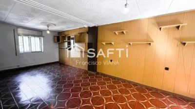 Single-family home in Urbanizations photo 2