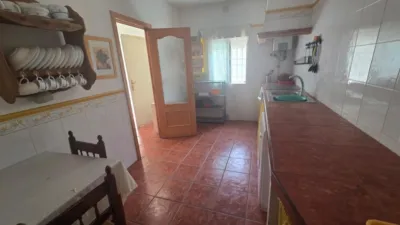 Chalet en venta en Calle Puente Vadillo, Barajas de Melo de 90.000 €