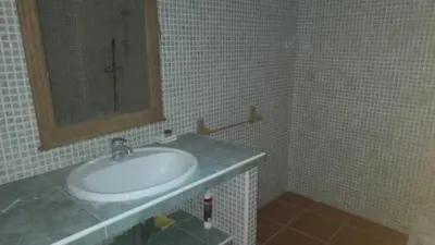 Chalet en venta en Calle Puente Vadillo, Barajas de Melo de 90.000 €