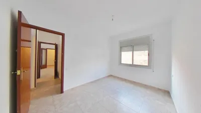 Flat in La Creu Alta photo 7