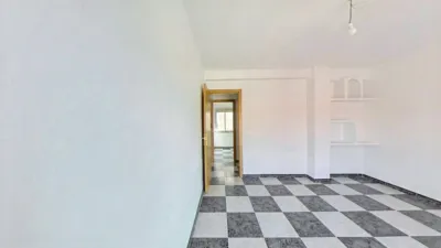 Piso en Altozano photo 13