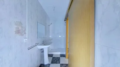 Piso en Altozano photo 35