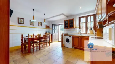Townhouse in Barrio de la Portilla photo 25