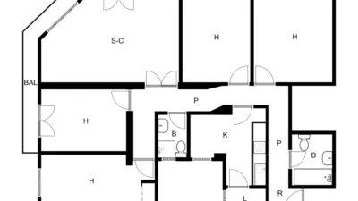 Apartment in Urban Core photo 3