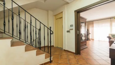 Duplex at Carrer Calderón de la Barca, 52 photo 6