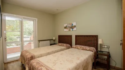 Piso en alquiler en Plaça de Rafael Alberti, Fontajau-Domeny-Taialà (Girona Capital) de 1.500 €<span>/mes</span>