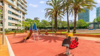 Dúplex en venta en Carrer de la Selva de Mar, cerca de Passeig del Taulat, Diagonal Mar-El Front Marítim del Poblenou (Distrito Sant Martí. Barcelona Capital) de 1.795.000 €