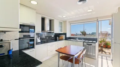 Dúplex en venta en Carrer de la Selva de Mar, cerca de Passeig del Taulat, Diagonal Mar-El Front Marítim del Poblenou (Distrito Sant Martí. Barcelona Capital) de 1.795.000 €