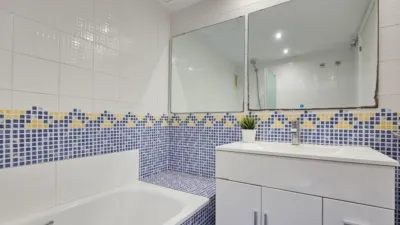Piso en venta en Carrer de Josep Ferrater i Móra, El Poblenou (Distrito Sant Martí. Barcelona Capital) de 695.000 €