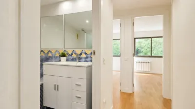 Piso en venta en Carrer de Josep Ferrater i Móra, El Poblenou (Distrito Sant Martí. Barcelona Capital) de 695.000 €