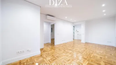 Piso en alquiler en Calle de Zurbarán - Imagen 3