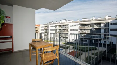 Piso en alquiler en Carrer Migdia, cerca de Carrer de Maria Josepa Arnall i Juan, Migdia Casernes (Girona Capital) de 2.200 €<span>/mes</span>