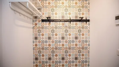 Piso en alquiler en Carrer Migdia, cerca de Carrer de Maria Josepa Arnall i Juan, Migdia Casernes (Girona Capital) de 2.200 €<span>/mes</span>