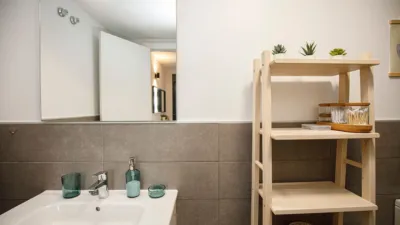 Piso en alquiler en Carrer Migdia, cerca de Carrer de Maria Josepa Arnall i Juan, Migdia Casernes (Girona Capital) de 2.200 €<span>/mes</span>