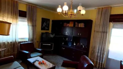 Piso en venta en Calle de Antonio Machado, Utrillas de 35.000 €