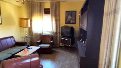 Piso en venta en Calle de Antonio Machado, Utrillas de 35.000 €
