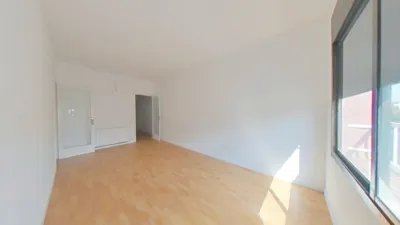 Apartment in El Poblenou photo 2
