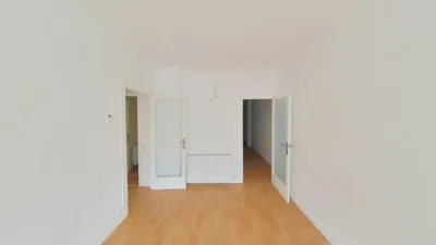 Apartment in El Poblenou photo 8