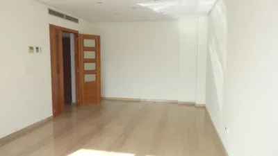 Piso en alquiler en Benicalap - Imagen 2