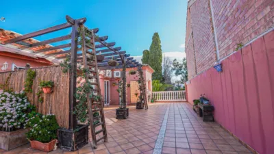 Terraced house in Carrer de la Torreta photo 15