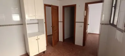 Piso en venta en Andalucia, Fernán-Núñez de 84.000 €